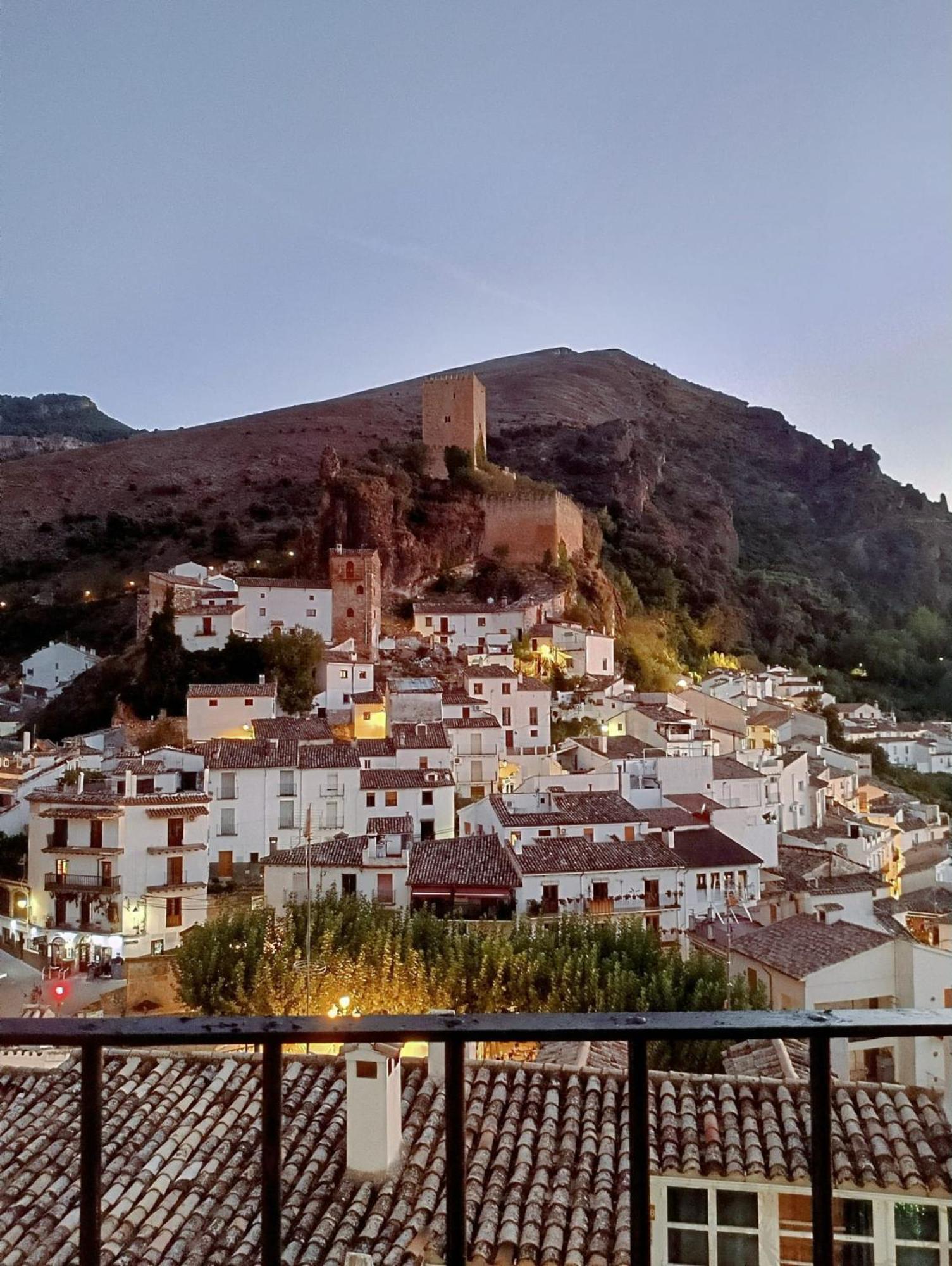 Casa Rural Plaza De Santa Maria 卡索拉 外观 照片